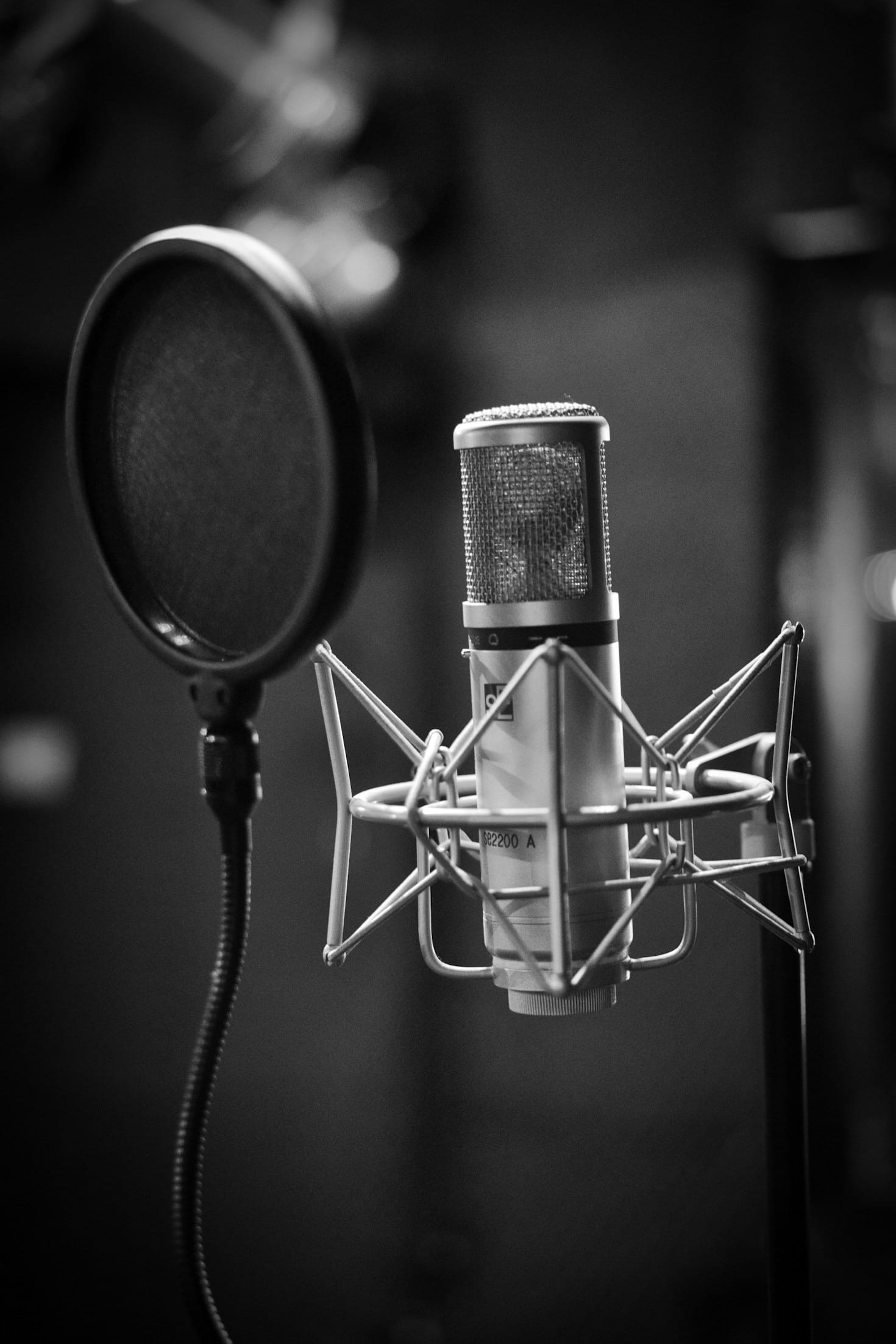 Beginner’s Guide to AI in Podcasting